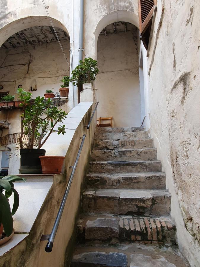 Beach Holiday Villa Terracina Eksteriør bilde